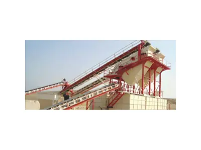 2400X6000 mm Flat Or Stepped Vibrating Mine Screening System