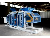 Fully Automatic 30 Pieces / Mold Concrete Block Brick and Paver Stone Production Machine