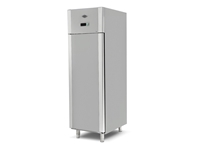 Réfrigérateur vertical à une porte