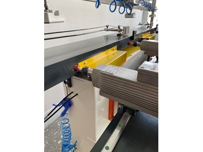 Heavy-Duty L Leaf Door and Case Hinge Opening Machine - 8
