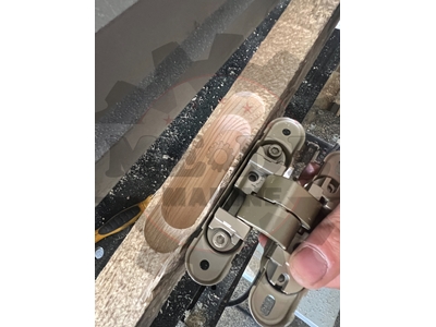 Heavy-Duty L Leaf Door and Case Hinge Opening Machine - 2
