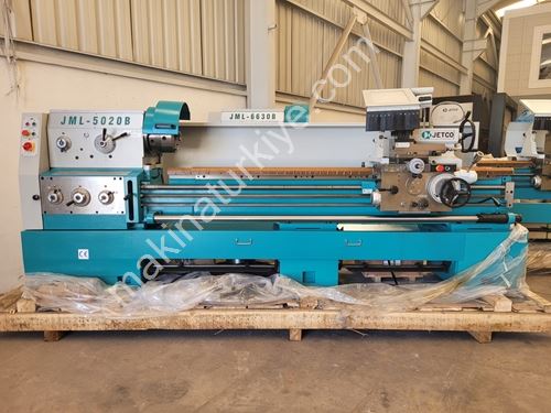 500 mm Universal Lathe