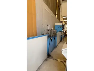 Machine de formage de profil d'angle en plâtre perforé