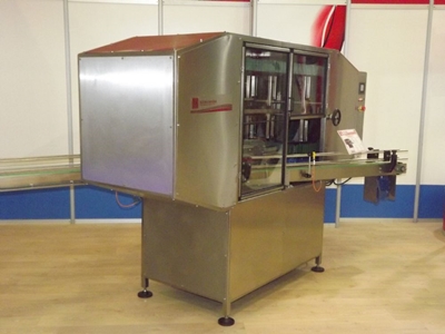 Automatic Packaging Interior Cleaning Machine with Water - 1