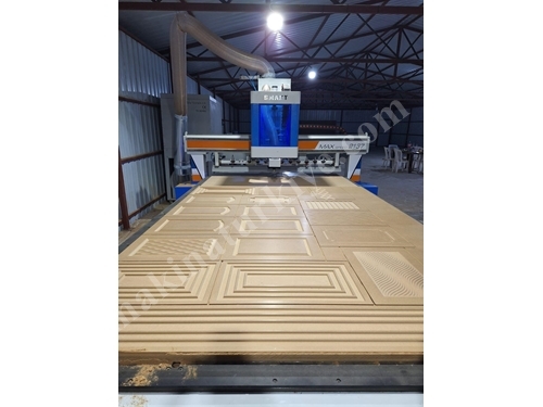 14-Tool Vollautomatische Holz-CNC-Fräsmaschine