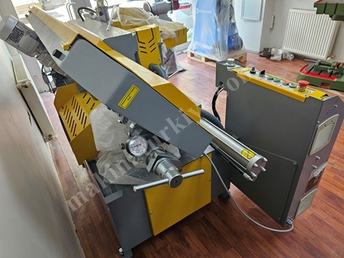 Kesmak KME DG 280 Döner Göbek Açılı Ekranlı Tam Otomatik Sulu Kesim Testere Makinası