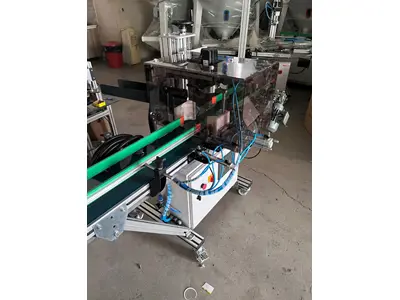 Machine de découpe de l'ouverture de bocal en plastique
