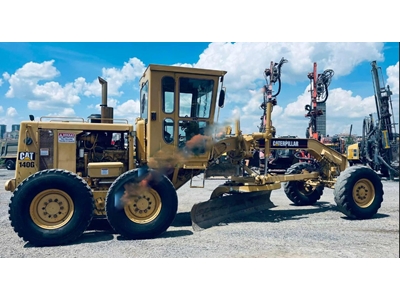 Bulldozer modèle 1982 - 0