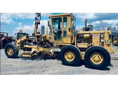 Bulldozer modèle 1982 - 2