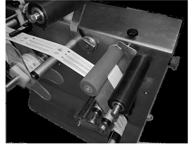 25 Pieces/Minute Semi-Automatic Bottle Labeling Machine - 1