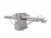 Teigausrollmaschine für 16 kg Vargel Croissants