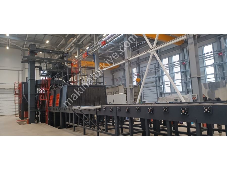 Machine de sablage de type tunnel