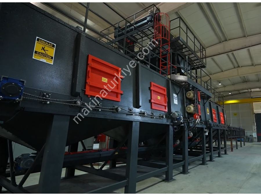 Machine de sablage de type tunnel