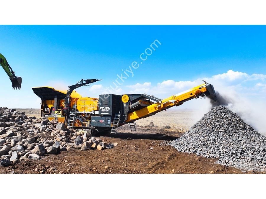 150 - 300 Ton / Hour Mobile Jaw Crusher