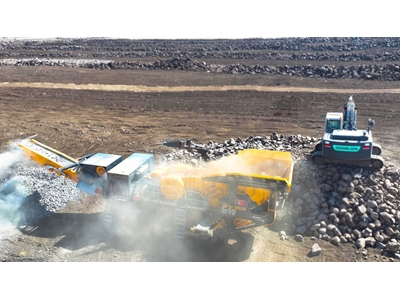 150 - 300 Ton / Hour Mobile Jaw Crusher - 10