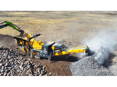 150 - 300 Ton / Hour Mobile Jaw Crusher - 1