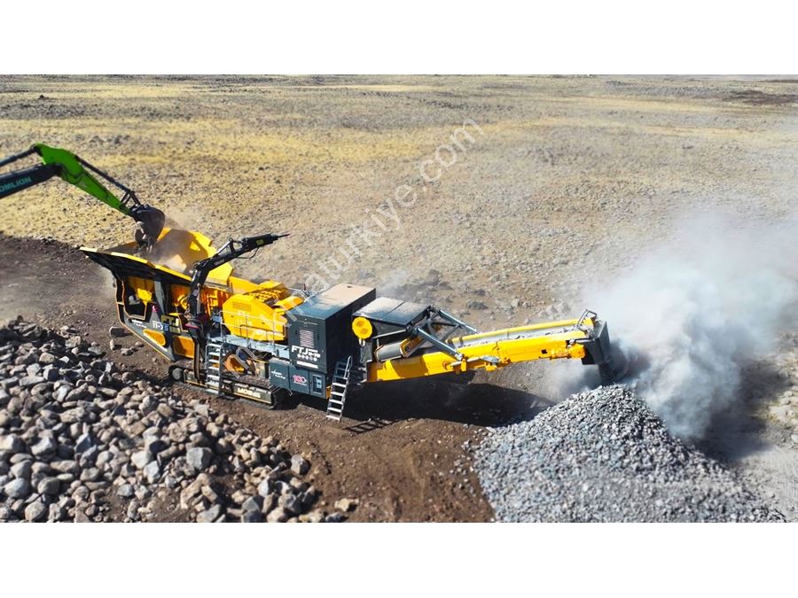 150 - 300 Ton / Hour Mobile Jaw Crusher