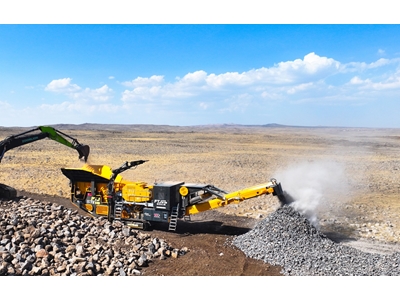 150 - 300 Ton / Hour Mobile Jaw Crusher - 7
