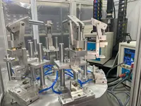 Machine de chauffage par induction CNC avec table tournante