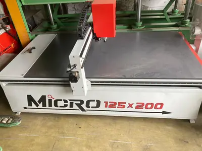 125X200 Micro Holz CNC-Fräsmaschine