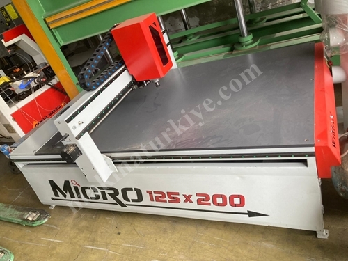 125X200 Micro Holz CNC-Fräsmaschine