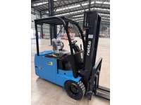2 Ton 4,5 metre Lityum Akülü Triplex Nette Kiralık Forklift