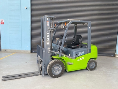 3 Ton (4500-4800 Mm Triplex) Electric Battery Forklift