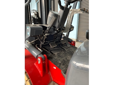 2-2.5 TON LİTYUM AKÜLÜ FORKLİFTLER - 10