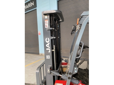 2-2.5 TON LİTYUM AKÜLÜ FORKLİFTLER - 18