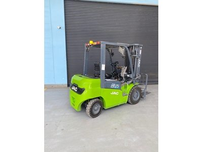 2-2.5 TON LİTYUM AKÜLÜ FORKLİFTLER - 1