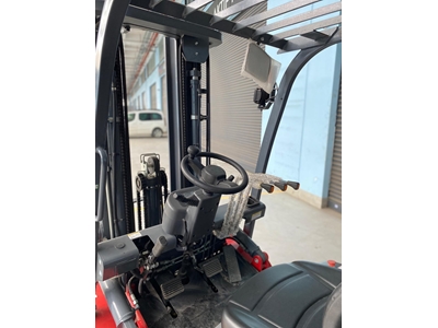 2-2.5 TON LİTYUM AKÜLÜ FORKLİFTLER - 19