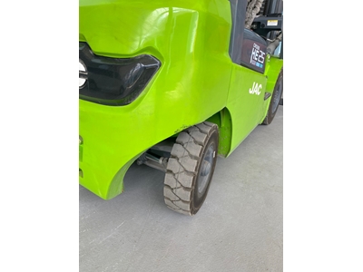 2-2.5 TON LİTYUM AKÜLÜ FORKLİFTLER - 5