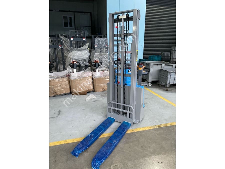 1.5 Тонн (3500 мм) Аккумуляторная Подъемная Машина