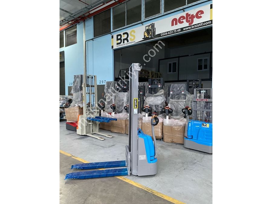 1.5 Тонн (3500 мм) Аккумуляторная Подъемная Машина