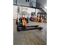 1.5 Тонный аккумуляторный транспалет