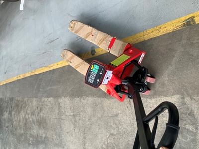 2 Ton Scale Pallet Truck - 5