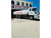 Camion-citerne d'eau avec système d'irrigation de modèle 1998