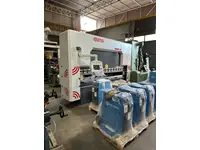 3 Meter (135 Tonnen) CNC Hydraulik-Abkantpresse