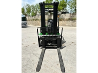 3 Ton Lithium-Ion Battery Forklift - 4