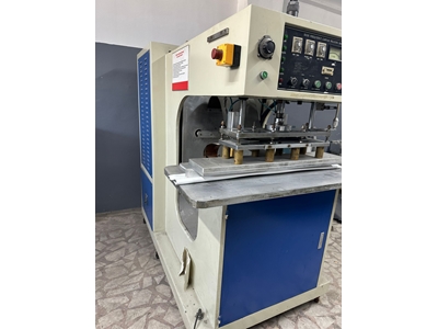 Стандартный сварочный аппарат на пневматике 15 кВт - 1