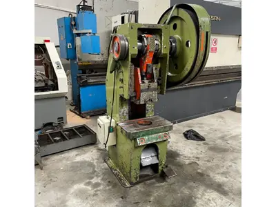 40 Ton Seitenschwungrad Exzenterpresse