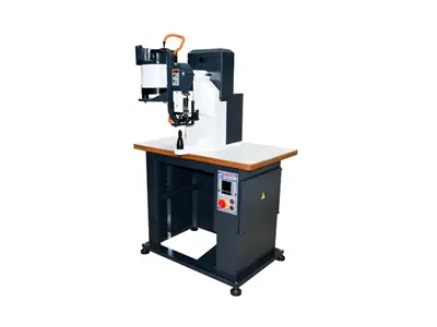D Ring and Hook Nailing Machine