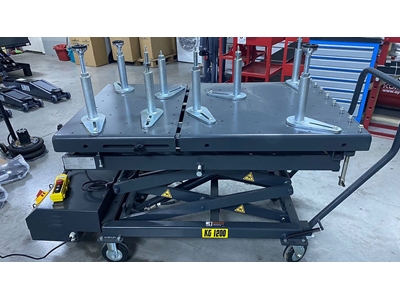 3 Ton Resepsiyon Makaslı Oto Lift - 1