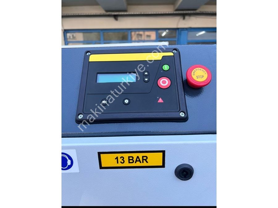 Compresseur à vis Kaan supérieur avec sécheur de 8 bar - 13 bar