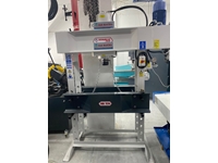 Workshop Type Hydraulic Press 100 Ton - 3