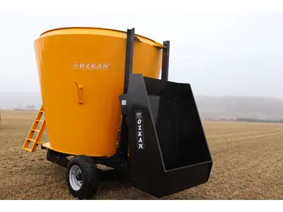 3 M³ - 20 M³ Vertical Feed Mixing Machine
