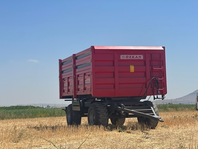 Прицеп с четырьмя колесами с амортизатором - 5