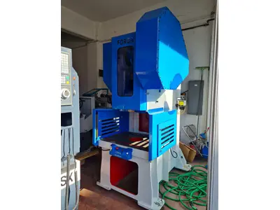125 Ton Steel Body Pneumatic Clutch Eccentric Press Machine