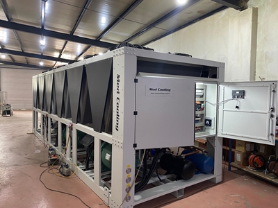 750 Kw Air-Cooled Chiller - 3