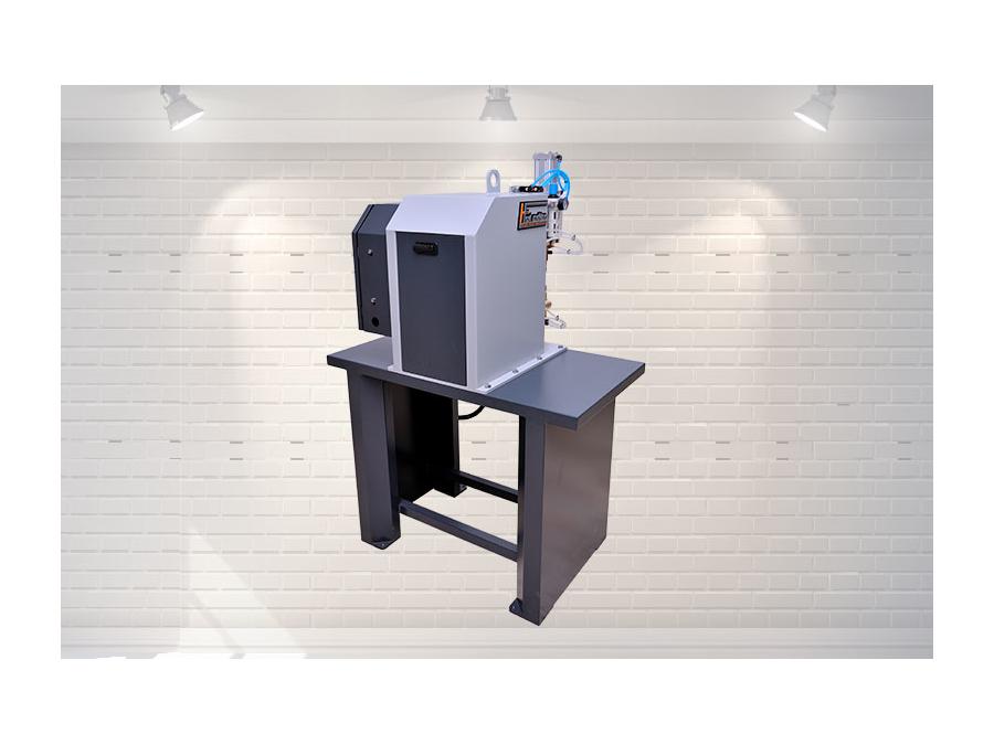 Machine de soudage par points de type table de 30 kVA